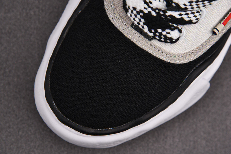 MAISON MIHARA SNEAKERS