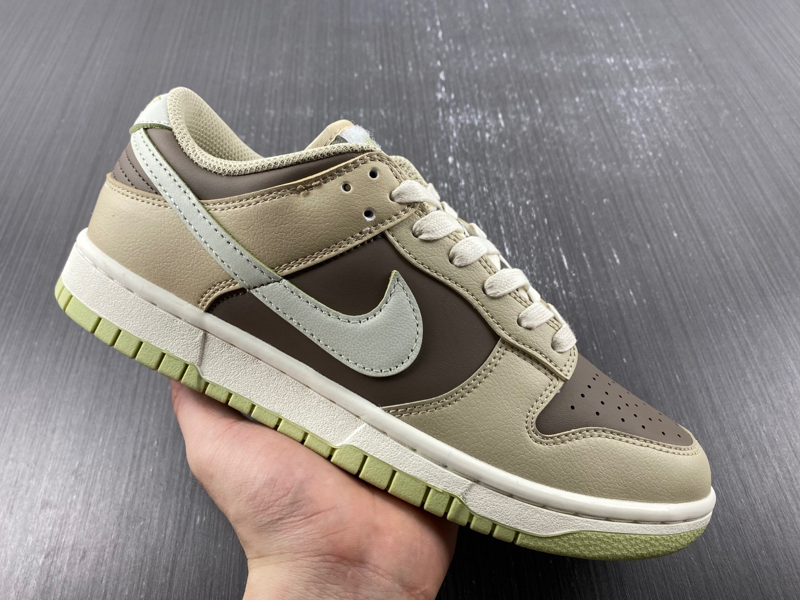 Nike Dunk Low Mocha Brown FB4961-012