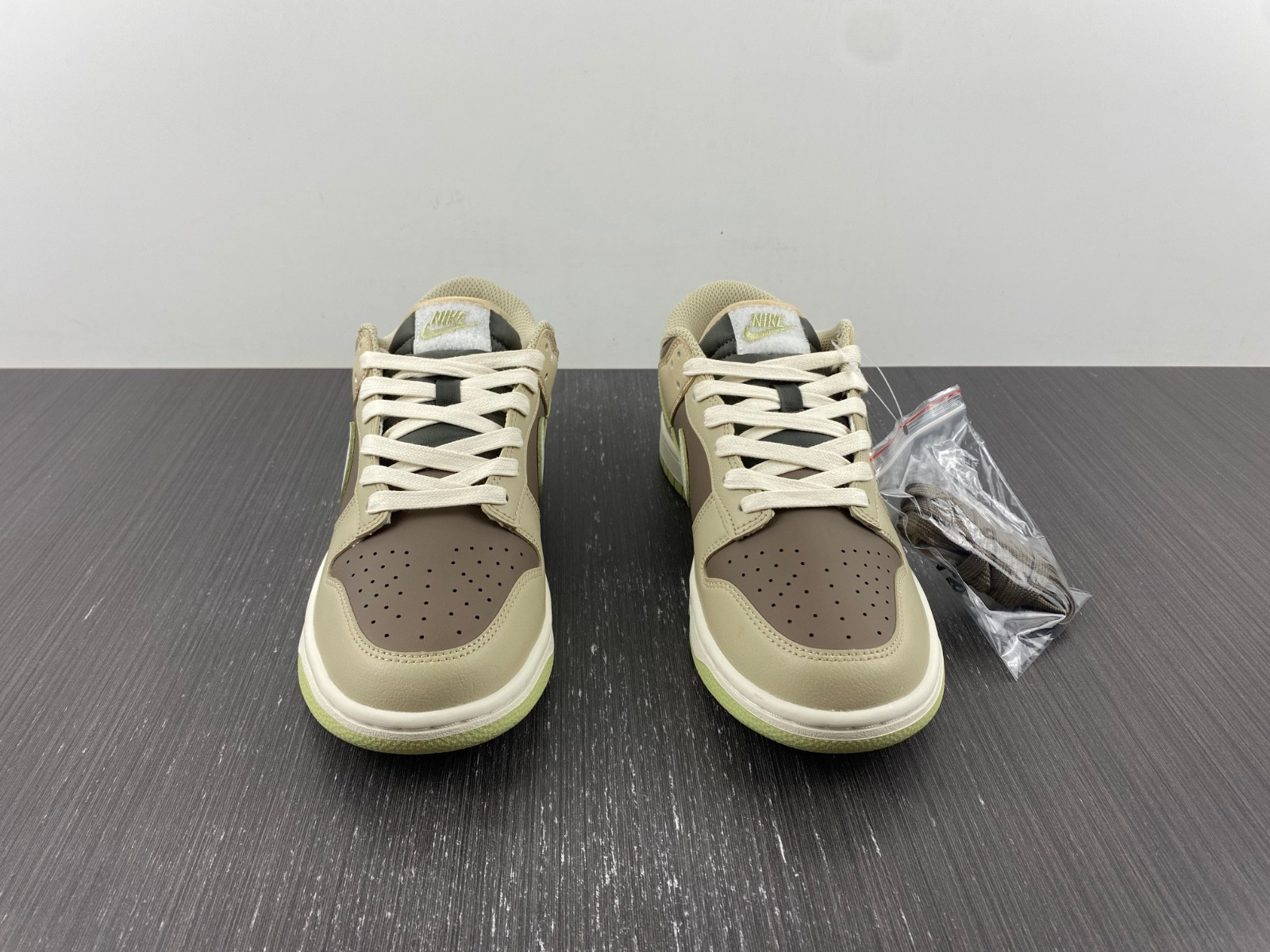 Nike Dunk Low Mocha Brown FB4961-012