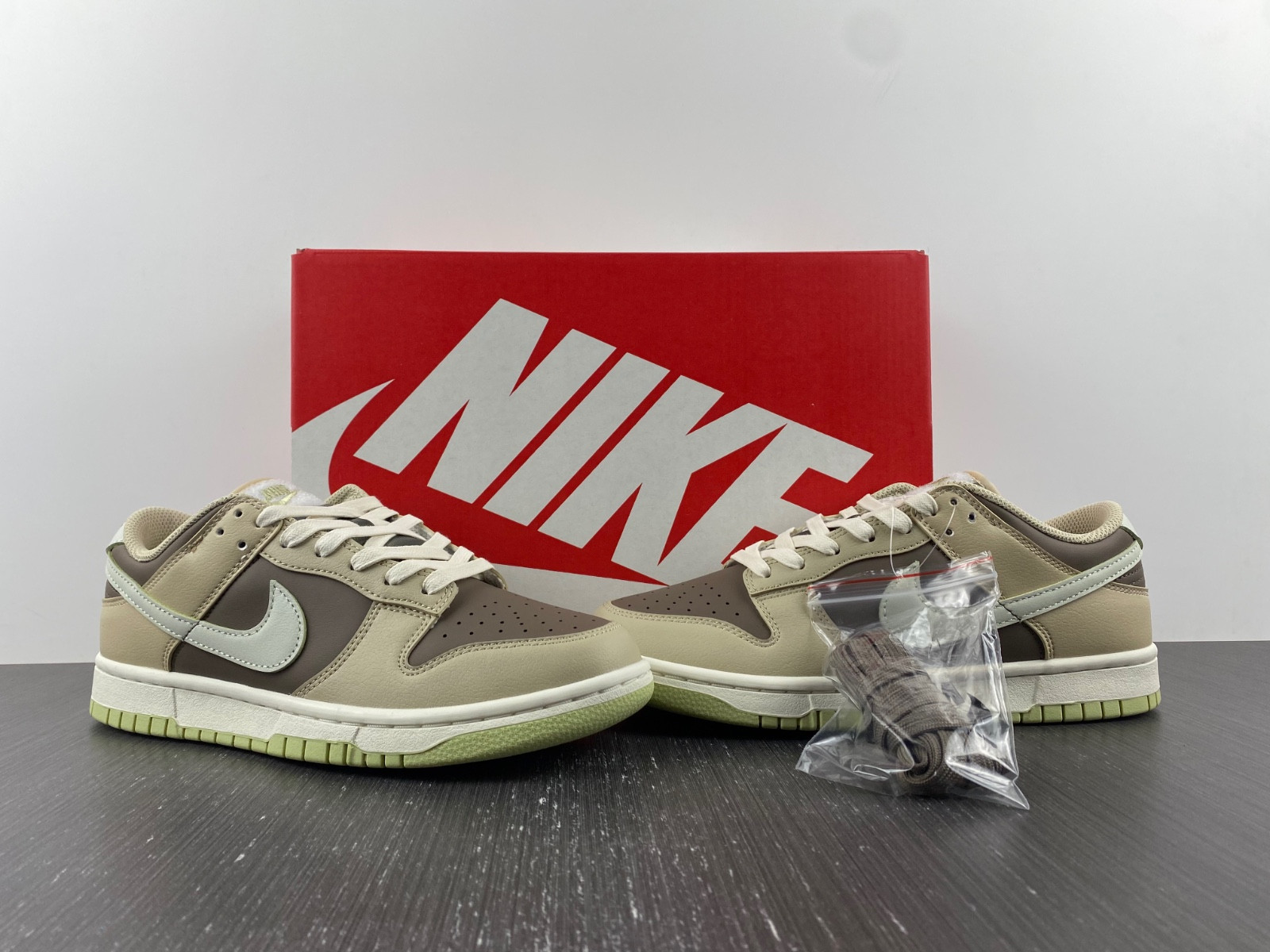 Nike Dunk Low Mocha Brown FB4961-012