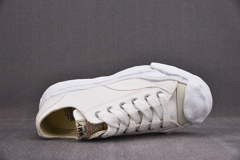 MAISON MIHARA SNEAKERS