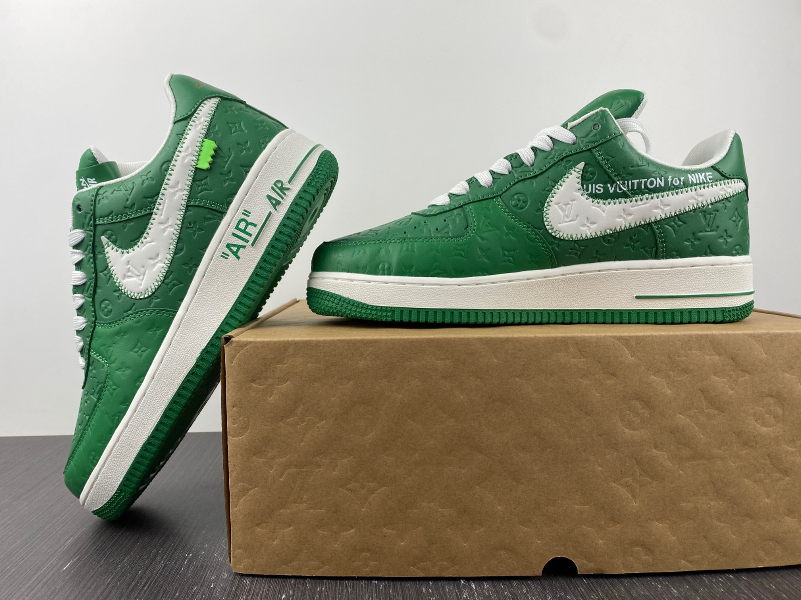 NIKE AIR FORCE 1 LOW BY VIRGIL ABLOH
