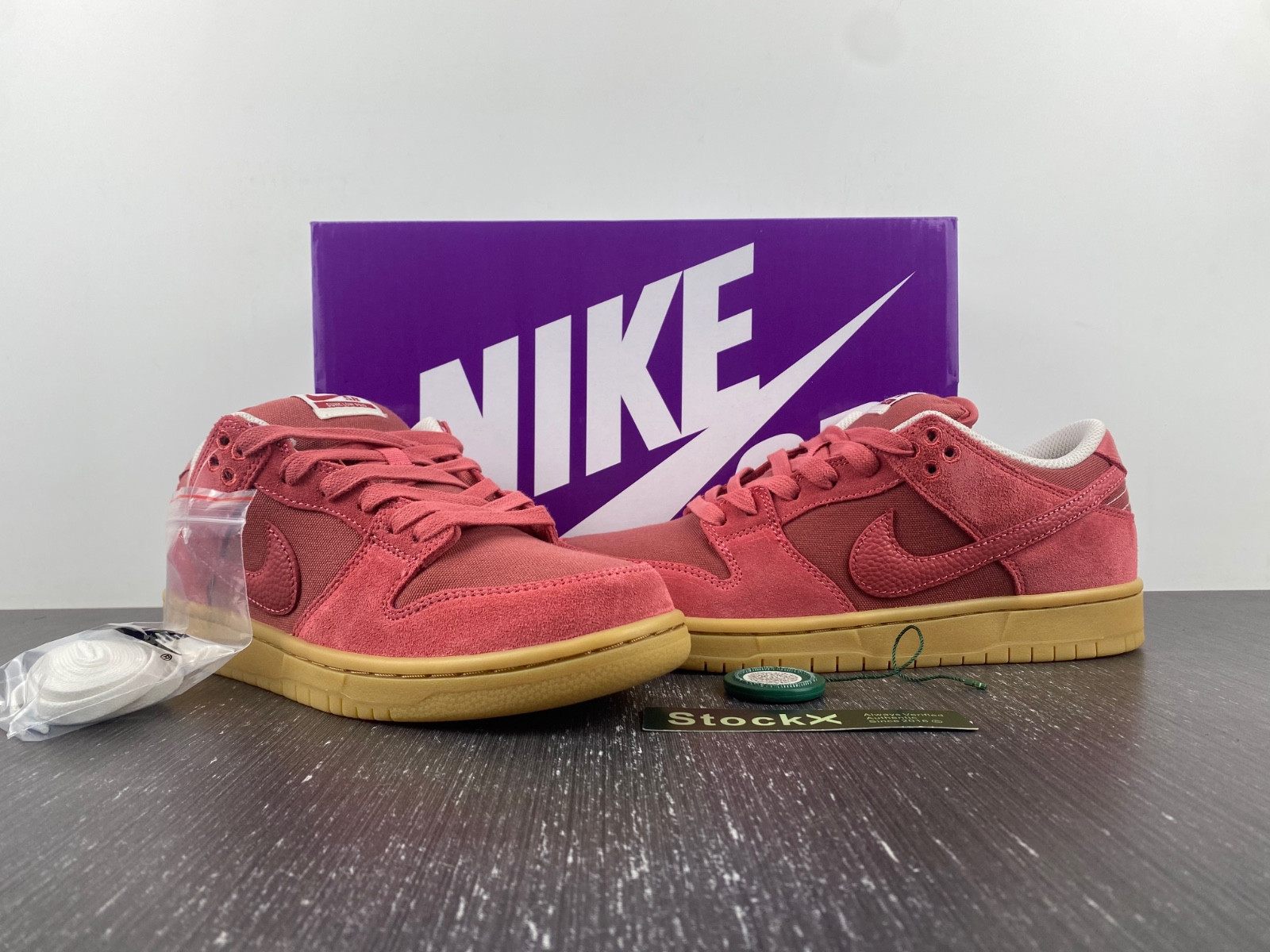 Nike SB Dunk Low "Adobe" DV5429-600