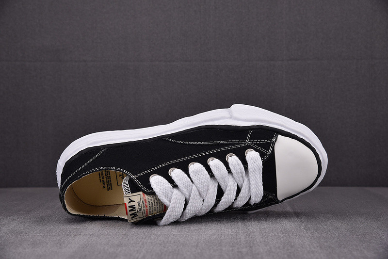 MAISON MIHARA SNEAKERS