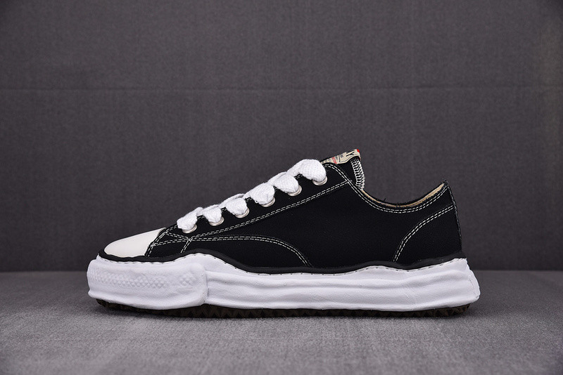 MAISON MIHARA SNEAKERS
