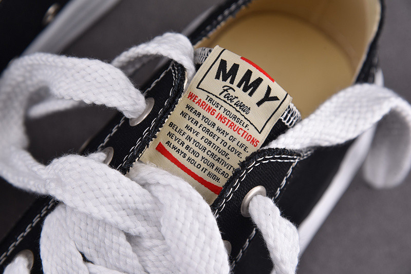MAISON MIHARA SNEAKERS