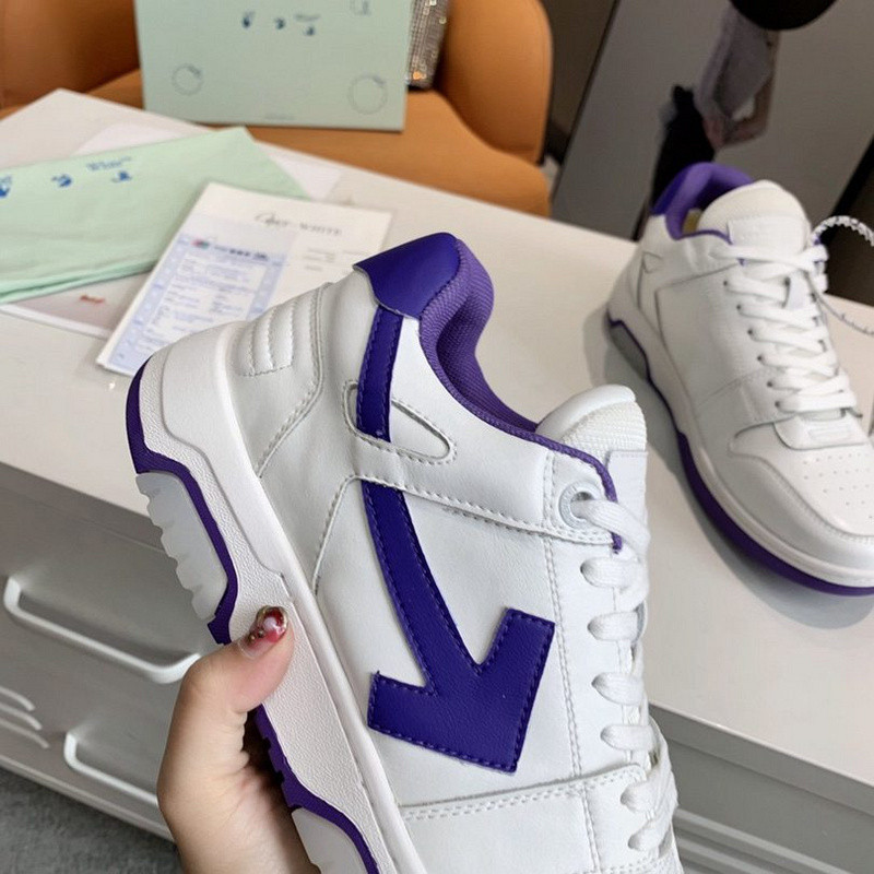 Off-White c/o Virgil Abloh