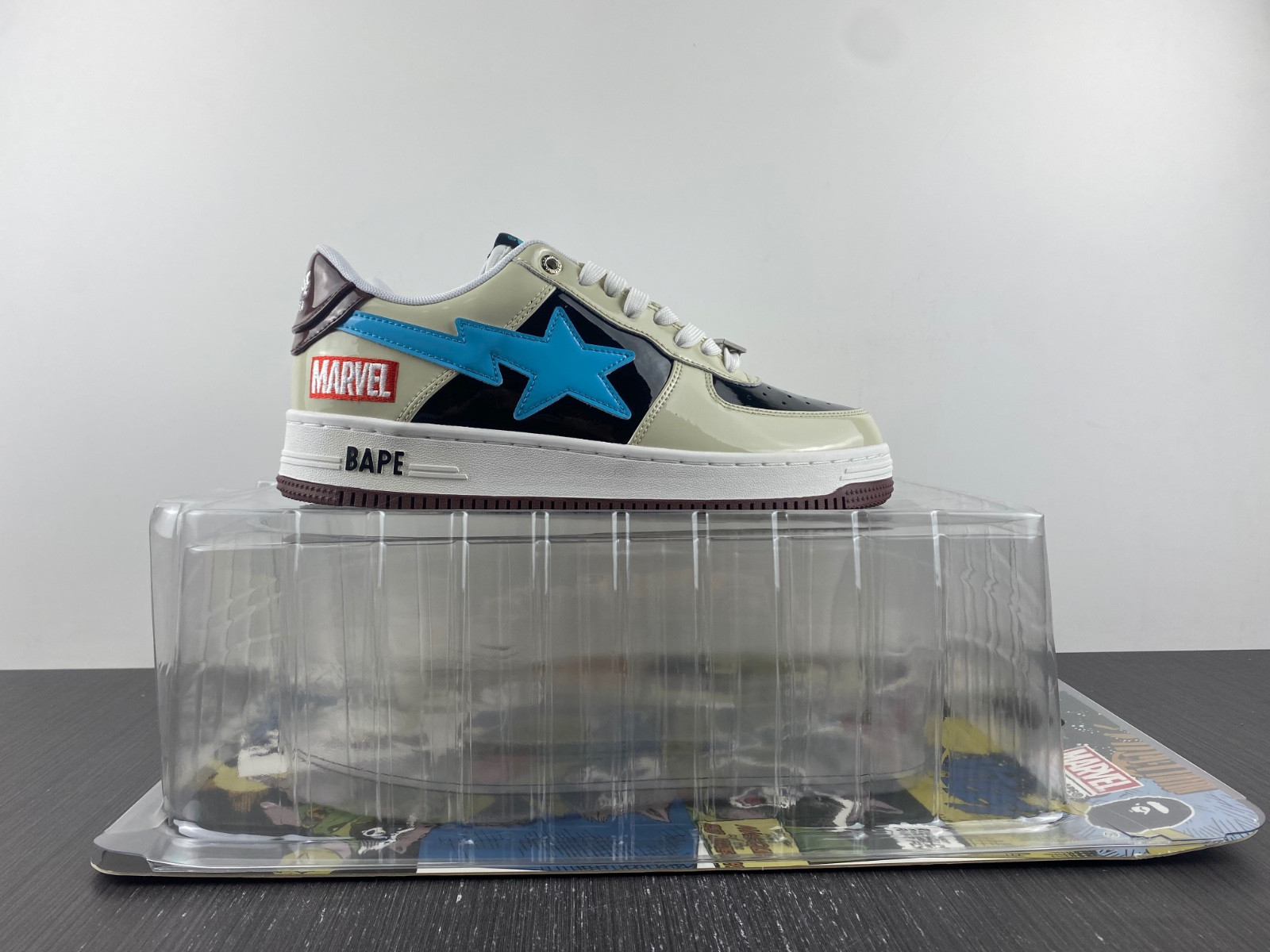 BAPE SNEAKERS