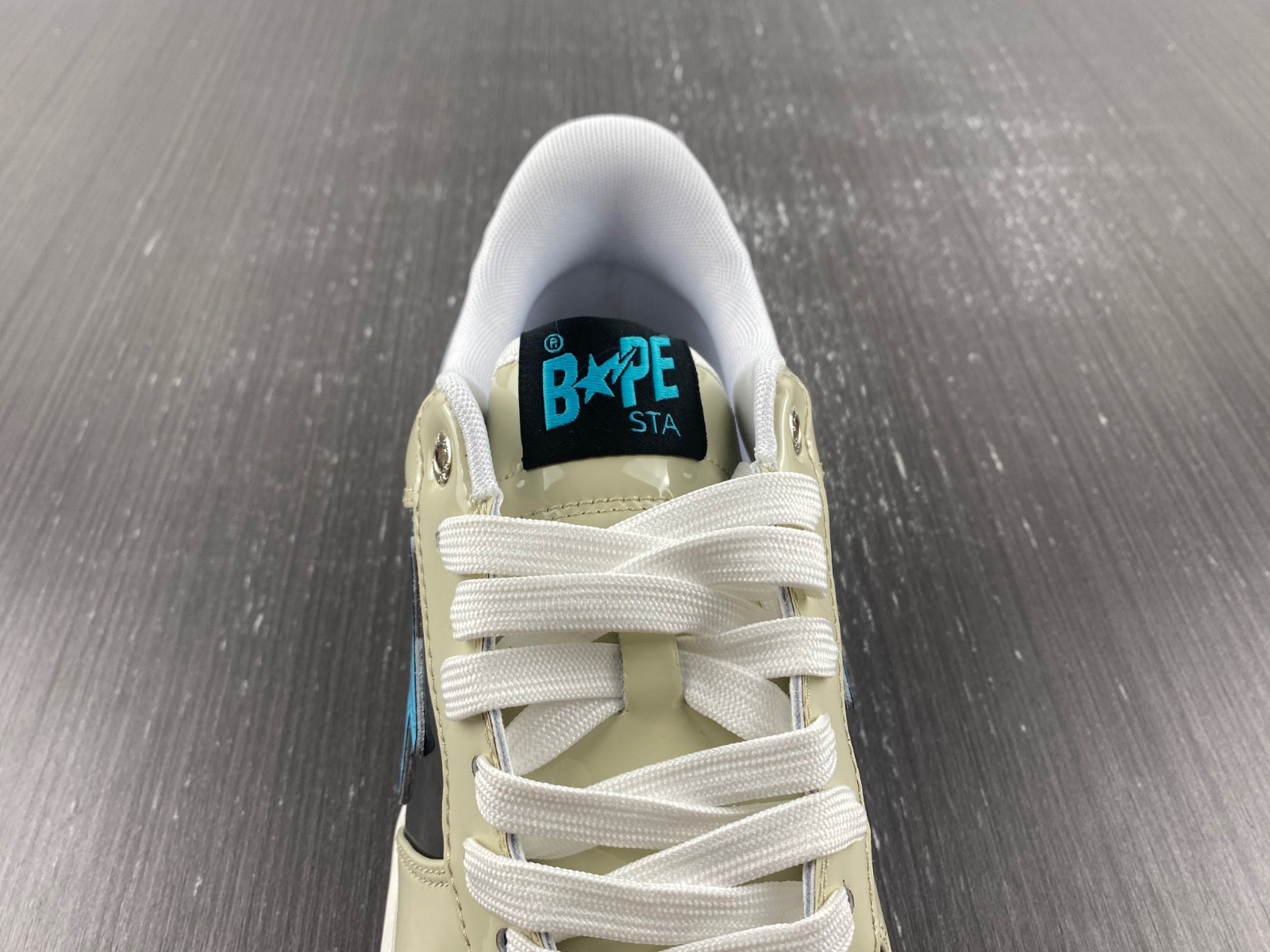 BAPE SNEAKERS