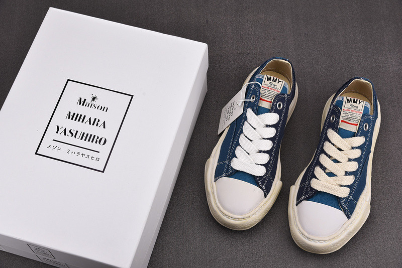MAISON MIHARA SNEAKERS