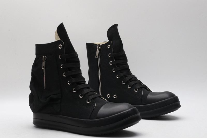 RICK 0WENS SNEAKERS