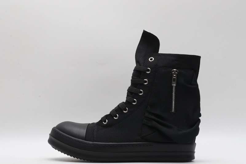 RICK 0WENS SNEAKERS