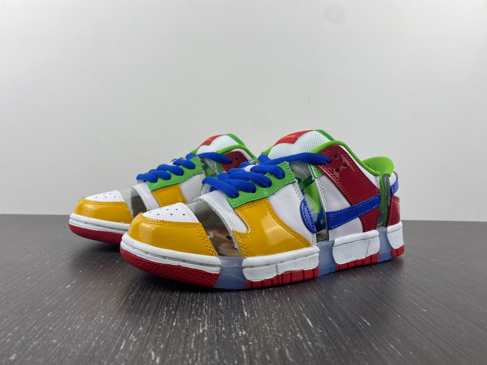 Nike SB Dunk Low eBay Sandy Bodecker - FD8777-100