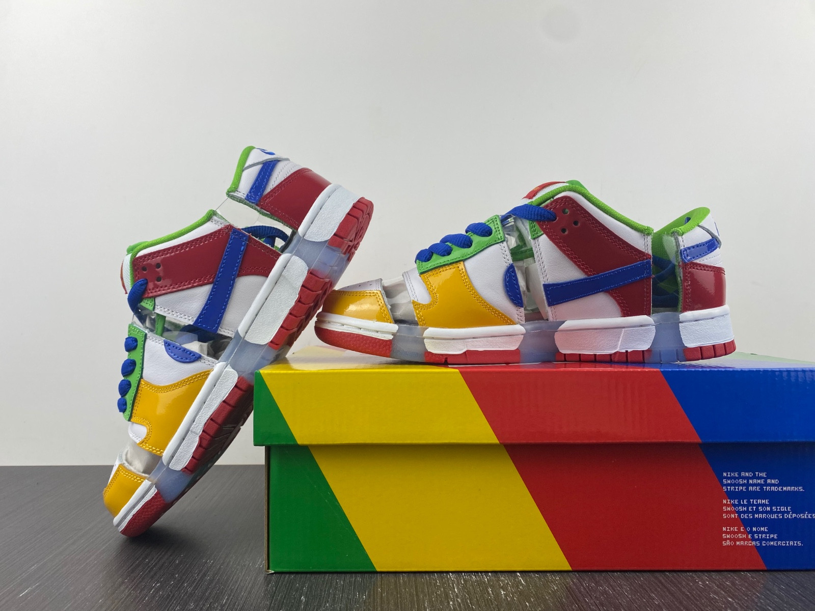 Nike SB Dunk Low eBay Sandy Bodecker - FD8777-100