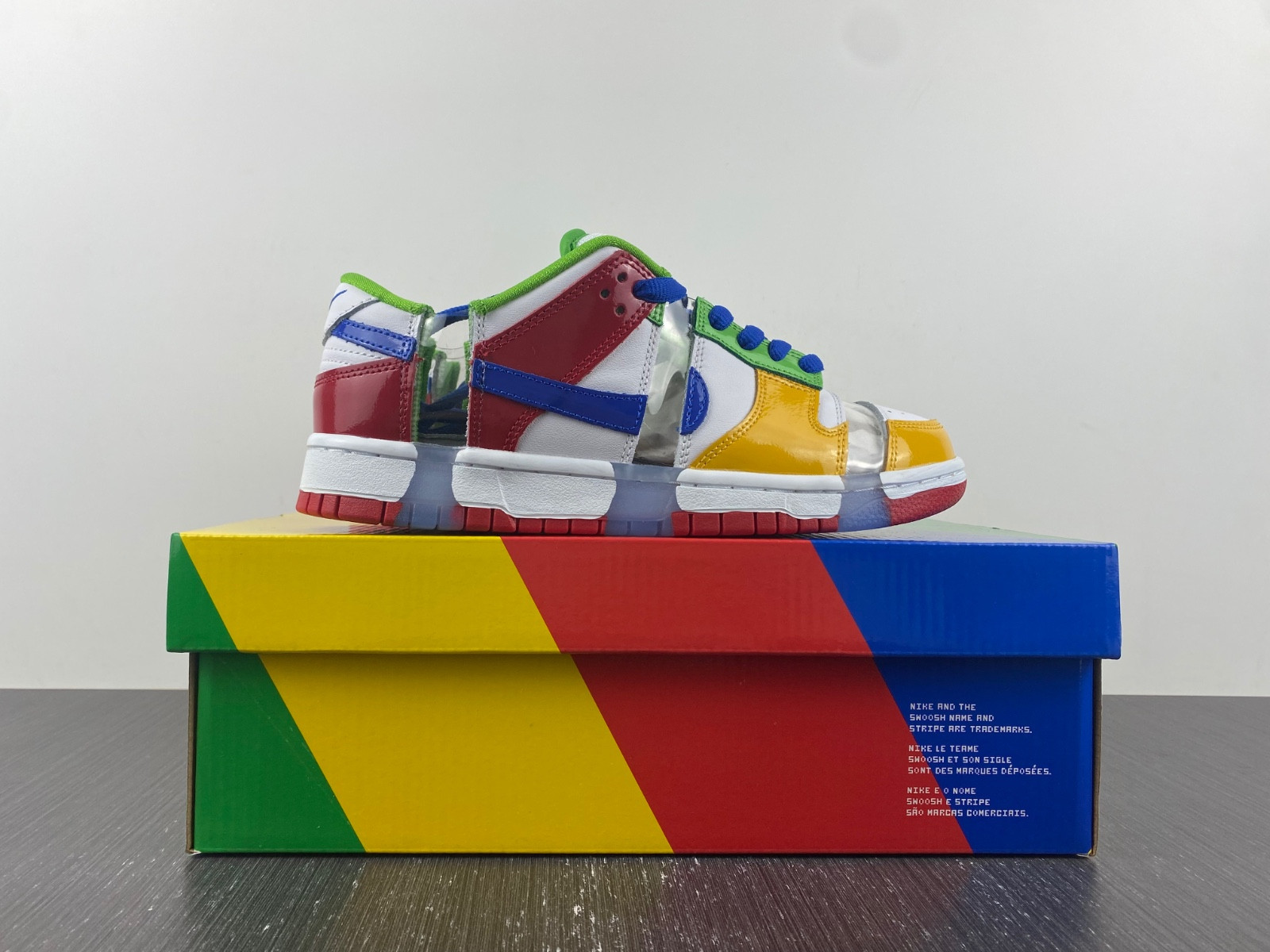 Nike SB Dunk Low eBay Sandy Bodecker - FD8777-100