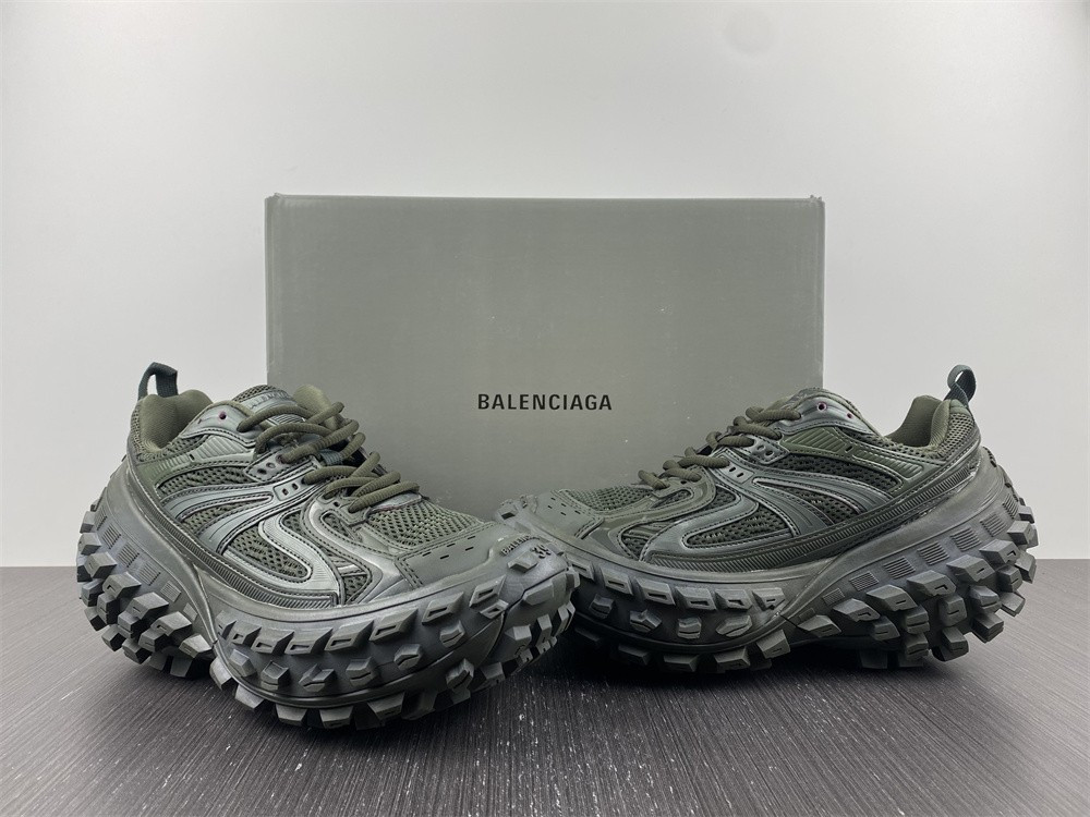 Ba*len*cia*ga bouncer chunky-sole sneakers