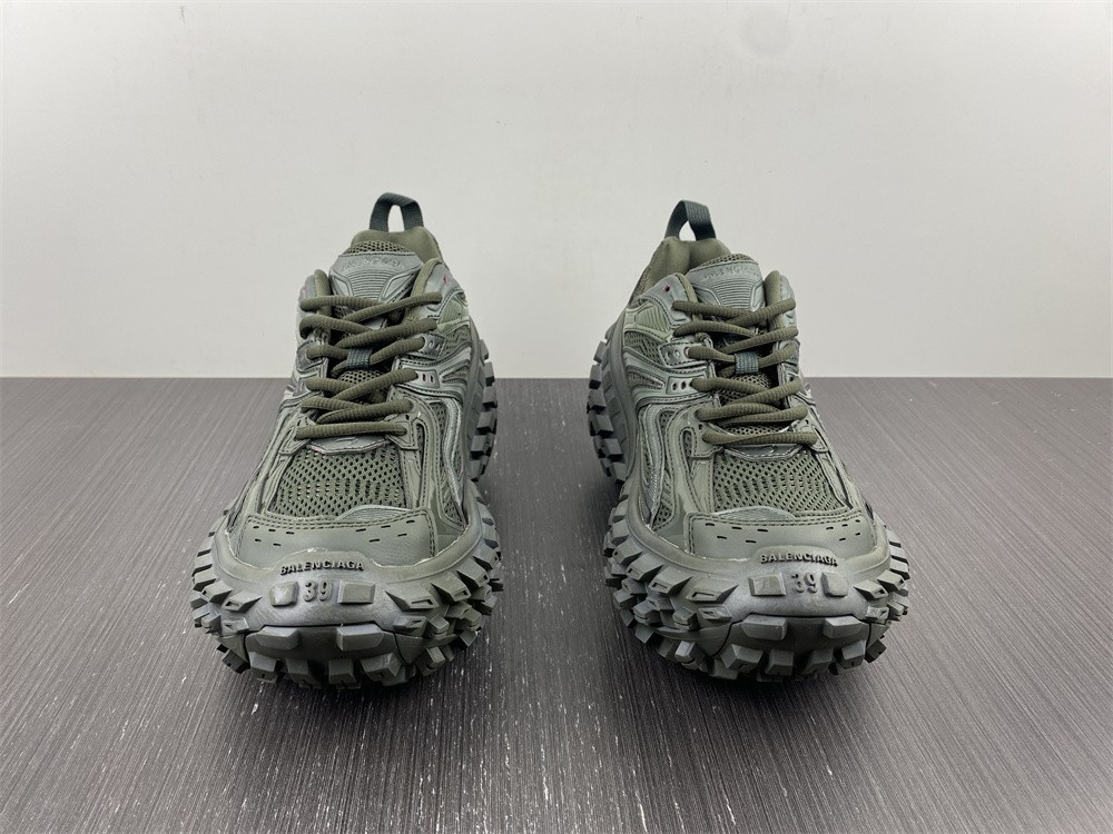 Ba*len*cia*ga bouncer chunky-sole sneakers