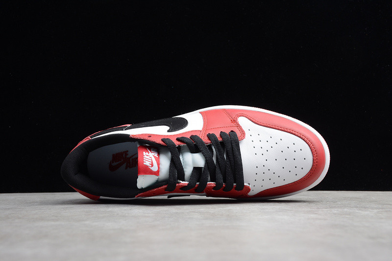 Jordan 1 Retro Low Golf Chicago DD9315-600