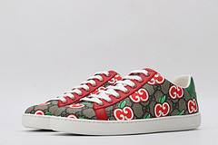 G*u*i sneakers