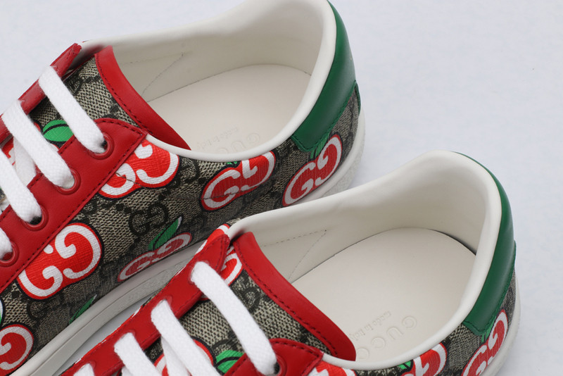 G*u*i sneakers