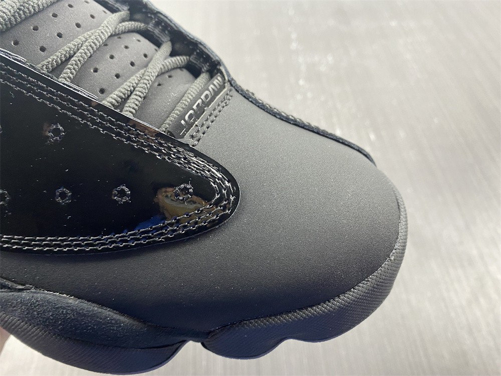 Air Jordan 13 Cap And Gown 414571-012