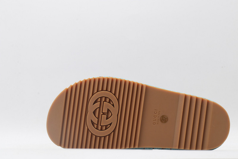 GUC LEATHER SLIDE