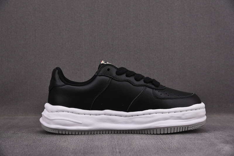 MAISON MIHARA SNEAKERS