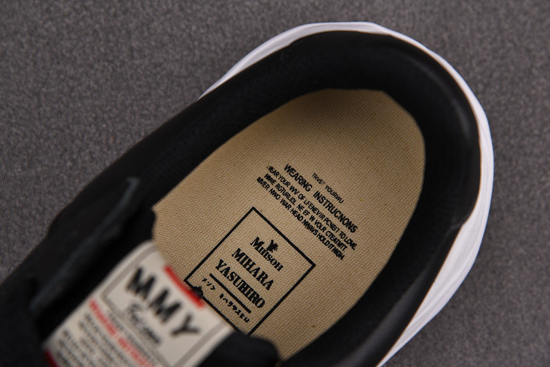 MAISON MIHARA SNEAKERS