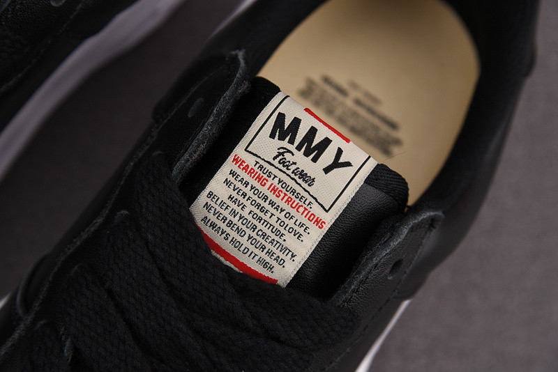 MAISON MIHARA SNEAKERS