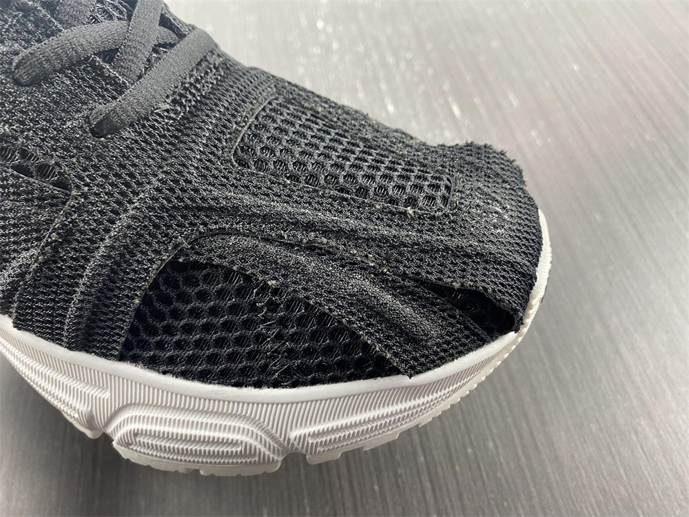 Ba*len*cia*ga phantom sneaker