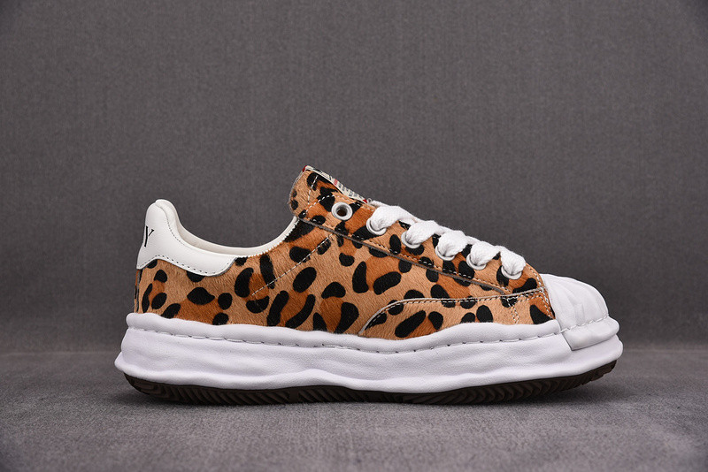 MAISON MIHARA SNEAKERS