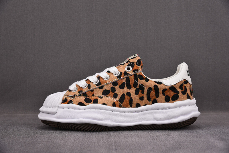 MAISON MIHARA SNEAKERS