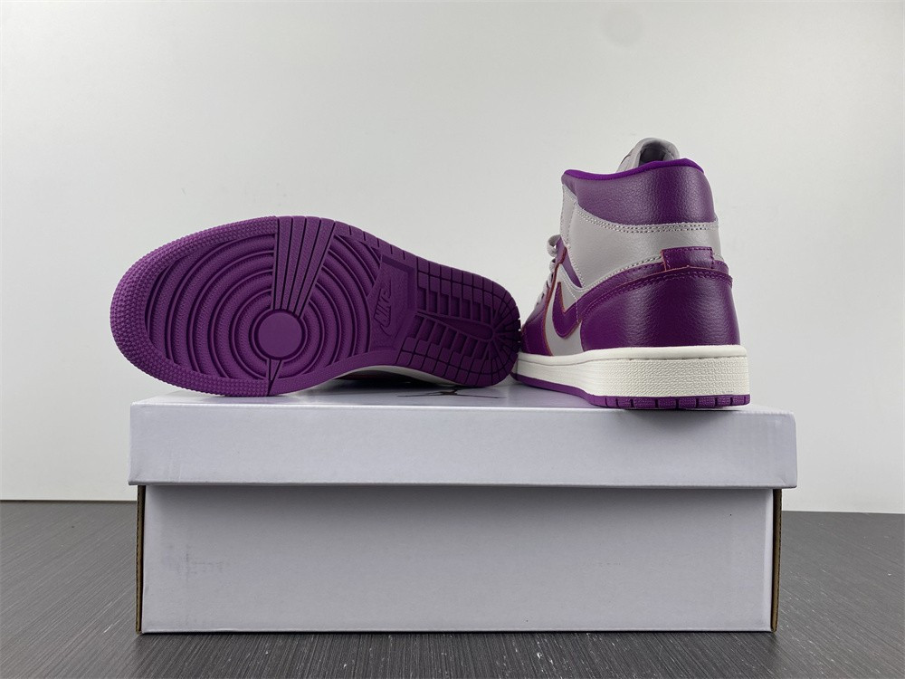 Jordan 1 Mid Magenta (2022) (W) BQ6472-501