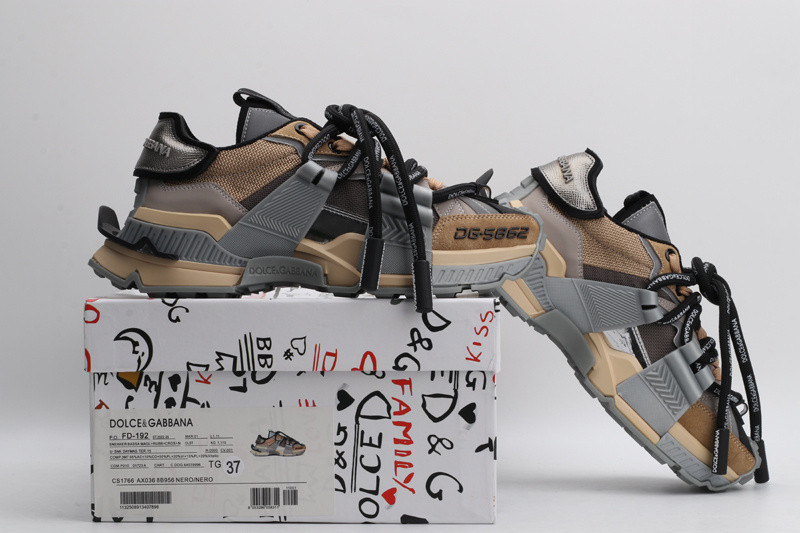 DG SNEAKER