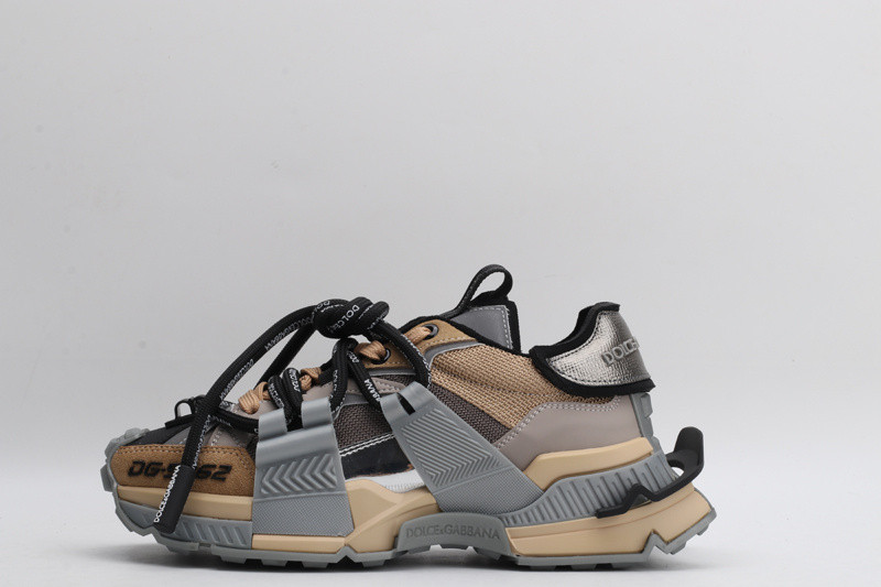 DG SNEAKER