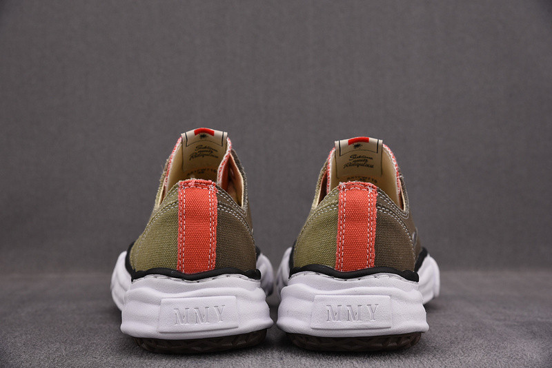 MAISON MIHARA SNEAKERS