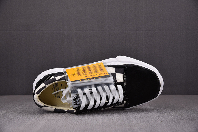MAISON MIHARA SNEAKERS