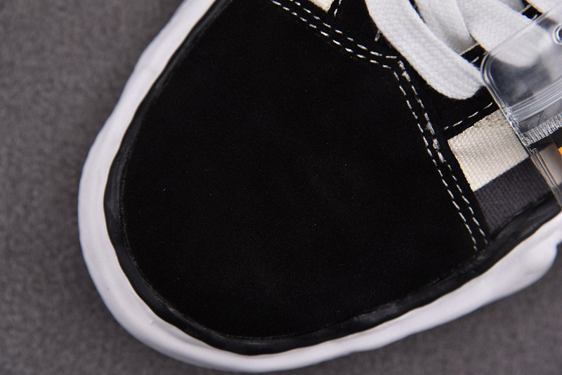 MAISON MIHARA SNEAKERS