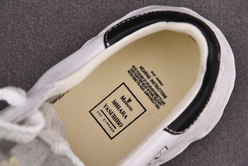 MAISON MIHARA SNEAKERS