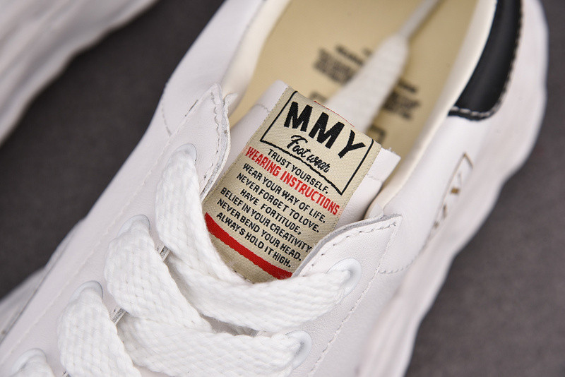 MAISON MIHARA SNEAKERS