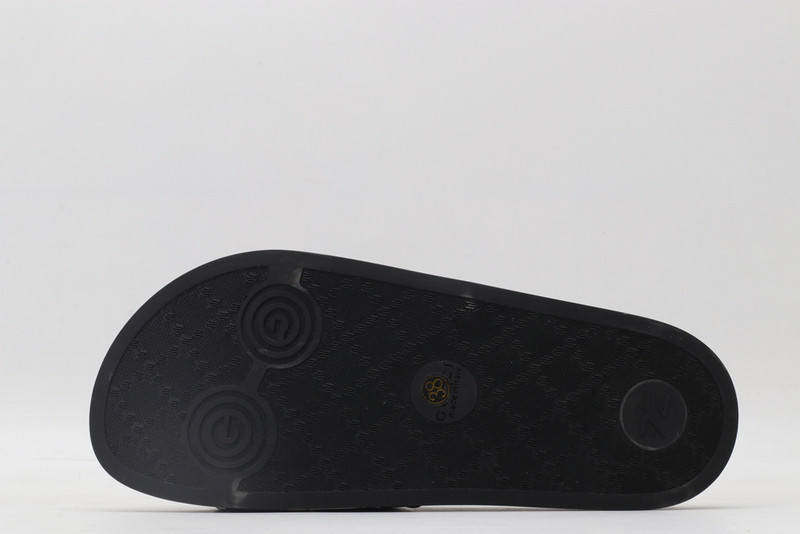 GUC LEATHER SLIDE