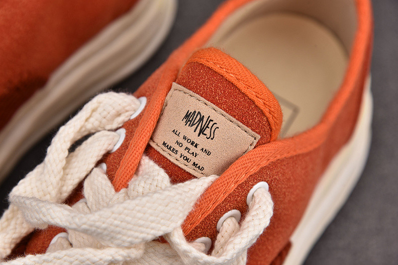MAISON MIHARA SNEAKERS