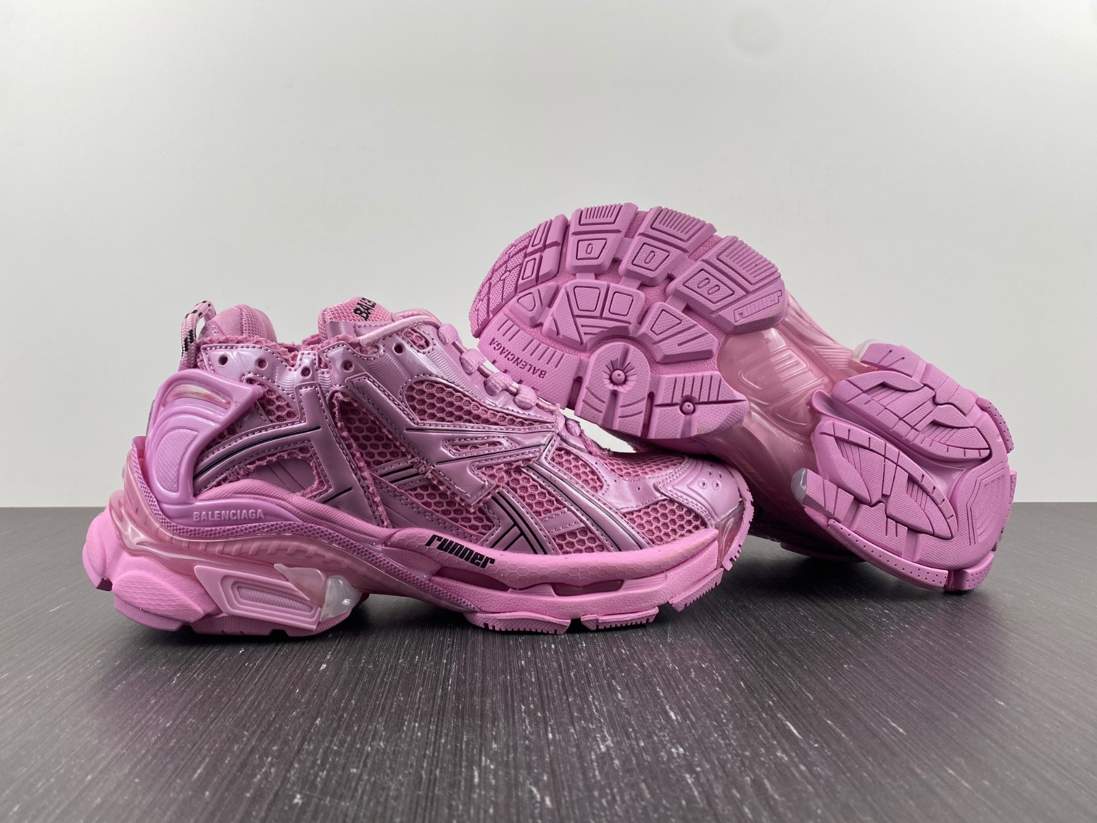 Ba*len*cia*ga runner 677402 w3rb1 5000