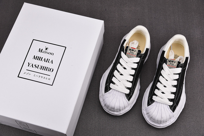 MAISON MIHARA SNEAKERS