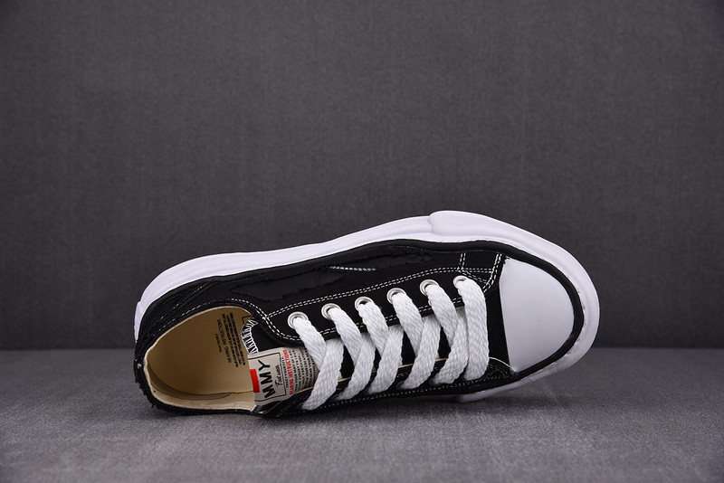 MAISON MIHARA SNEAKERS