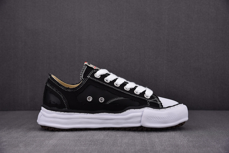 MAISON MIHARA SNEAKERS
