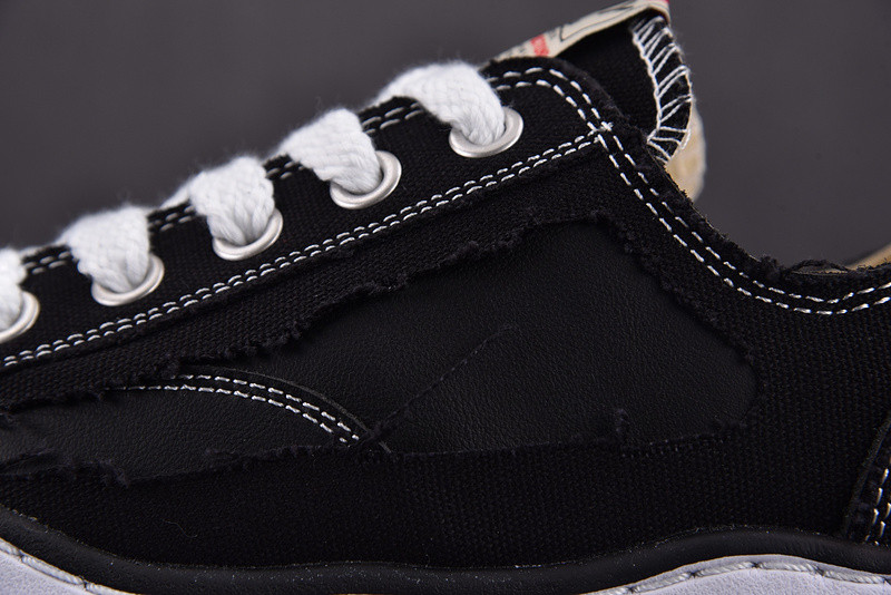 MAISON MIHARA SNEAKERS