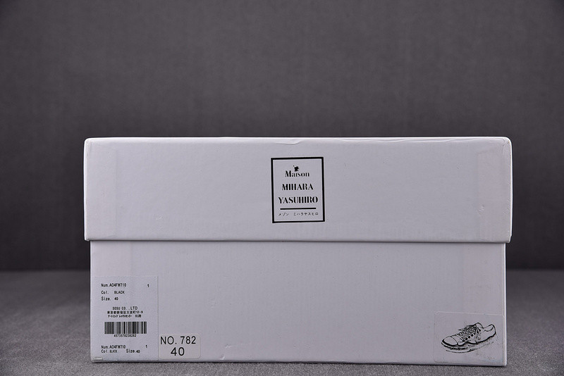 MAISON MIHARA SNEAKERS