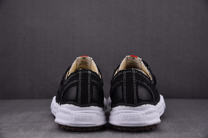 MAISON MIHARA SNEAKERS