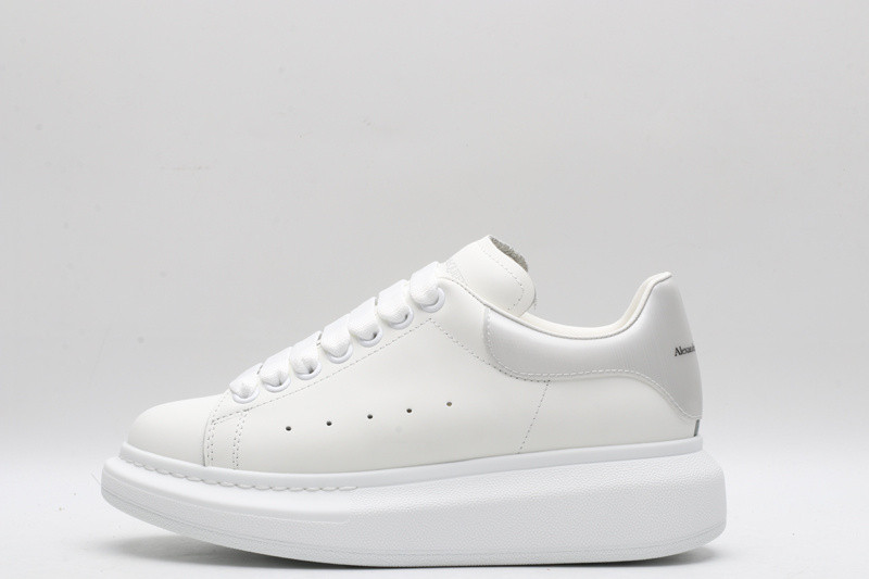 ALEXANDER MCQUEEN SNEAKER